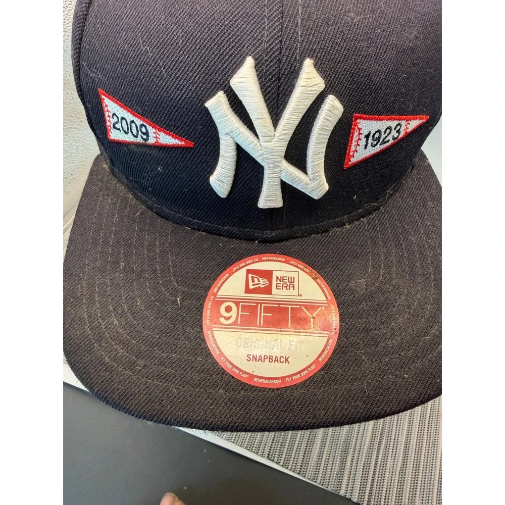New Era 9FIFTY New York Yankees Spike Lee Joint Pennant Snapback Hat Navy OSFA